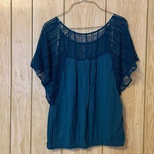 Blue top with lace detail. Mudd size large